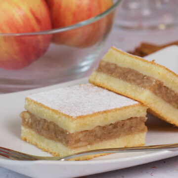 Old fashioned apple cake recipe